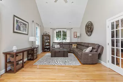 11 Bridle Dr, Lincoln, RI 02865 - Photo 19
