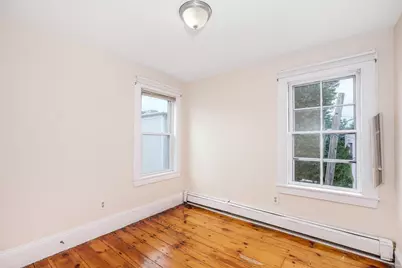 12 Kilby St #2L, Somerville, MA 02143 - Photo 5