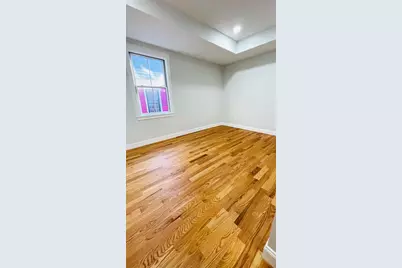 16 Putnam St #2, Somerville, MA 02143 - Photo 5