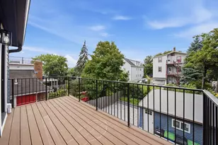 16 Putnam St, Somerville, MA 02143 - Photo 17