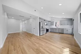 16 Putnam St, Somerville, MA 02143 - Photo 9
