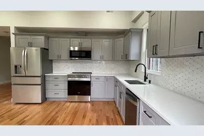 16 Putnam St #2, Somerville, MA 02143 - Photo 1