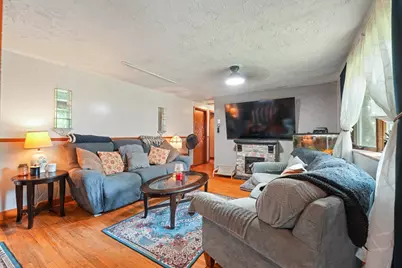 122 Paula Cir, East Brookfield, MA 01515 - Photo 5