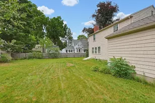 7 Schaller St, Wellesley, MA 02482 - Photo 33