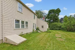 7 Schaller St, Wellesley, MA 02482 - Photo 29