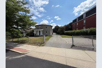 312 Plantation St, Worcester, MA 01604 - Photo 3