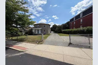 312 Plantation St, Worcester, MA 01604 - Photo 3