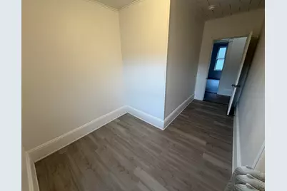 34-36 Crandall St, Adams, MA 01220 - Photo 17