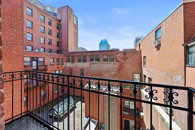 122 Chestnut St #215, Springfield, MA 01103 - Photo 3