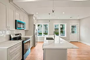 4 Mayhew St, Framingham, MA 01702 - Photo 3