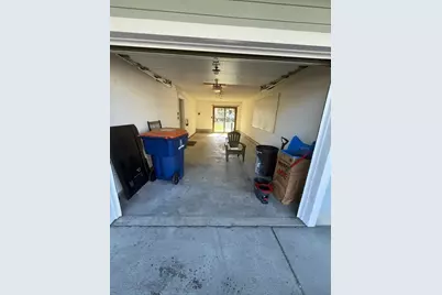 1523-1525 Padanaram Ave, New Bedford, MA 02740 - Photo 15