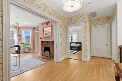 32 Ocean St, Beverly, MA 01915 - Photo 5