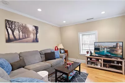 75 Pine St #31, Waltham, MA 02453 - Photo 9
