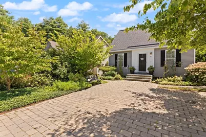 47 Lilac Cir #47, Marlborough, MA 01752 - Photo 5