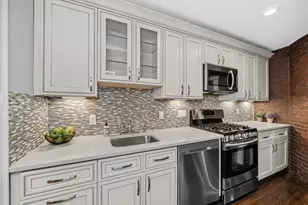 1880 Beacon St, Brookline, MA 02445 - Photo 3