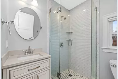 1880 Beacon St #6, Brookline, MA 02445 - Photo 11