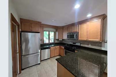 8 Clarendon Common #8, Franklin, MA 02038 - Photo 3