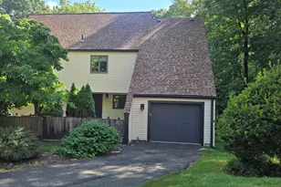 8 Clarendon Common, Franklin, MA 02038 - Photo 1