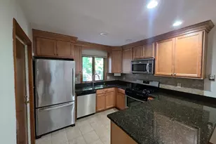 8 Clarendon Common, Franklin, MA 02038 - Photo 3
