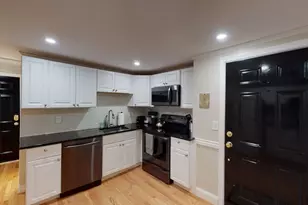 290 Beacon St, Boston, MA 02116 - Photo 1