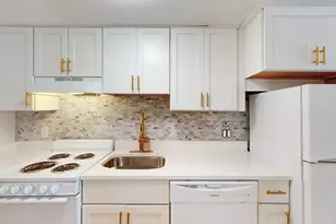 513 Beacon, Boston, MA 02115 - Photo 9
