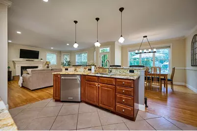 2 Kevin Dr, Southampton, MA 01073 - Photo 9