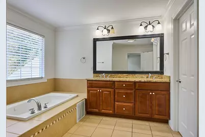 2 Kevin Dr, Southampton, MA 01073 - Photo 33