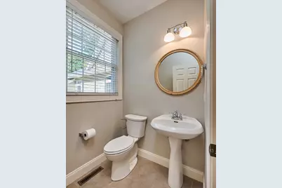 2 Kevin Dr, Southampton, MA 01073 - Photo 15
