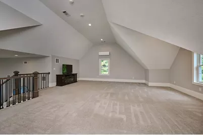 2 Kevin Dr, Southampton, MA 01073 - Photo 11