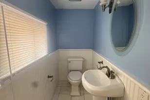 639 Quincy Shore Dr, Quincy, MA 02170 - Photo 9
