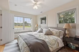 7 Essex Ave, Gloucester, MA 01930 - Photo 27