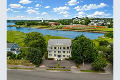 7 Essex Ave #1, Gloucester, MA 01930 - Photo 5