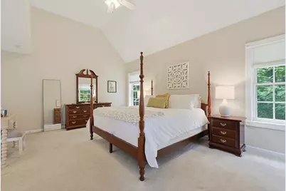 31 Hockanum Rd, Hadley, MA 01035 - Photo 23