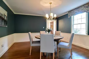 9 Buttercup Ln, Dover, MA 02030 - Photo 11