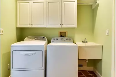 9 Buttercup Ln, Dover, MA 02030 - Photo 15