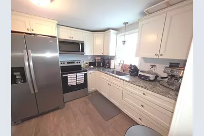 71 Notre Dame St, Westfield, MA 01085 - Photo 7