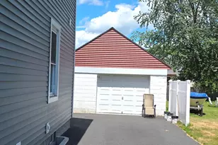 71 Notre Dame St, Westfield, MA 01085 - Photo 3