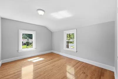 4 Hale St, West Springfield, MA 01108 - Photo 13