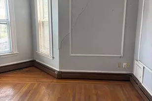 31 Lawrence Ave, Boston, MA 02121 - Photo 11