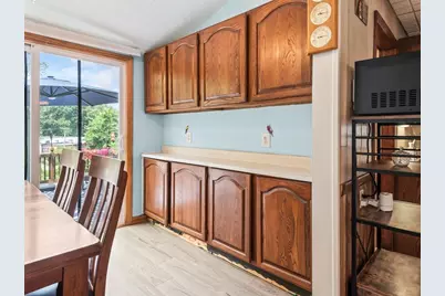 27 Elm Hill Ave, Leominster, MA 01453 - Photo 11