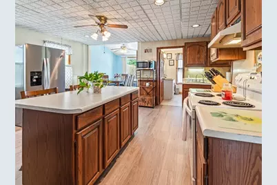 27 Elm Hill Ave, Leominster, MA 01453 - Photo 9