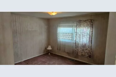 15 Dodge Rd, Boston, MA 02136 - Photo 19
