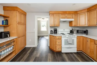 435 Lake Ave, Worcester, MA 01604 - Photo 5