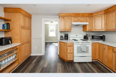435 Lake Ave, Worcester, MA 01604 - Photo 5
