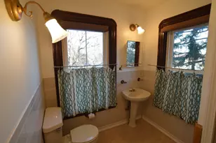 84 Crescent Ave, Melrose, MA 02176 - Photo 13