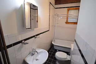 84 Crescent Ave, Melrose, MA 02176 - Photo 9