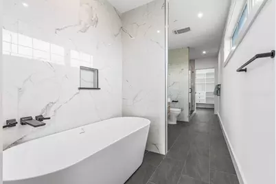 360 Athens St #A, Boston, MA 02127 - Photo 13
