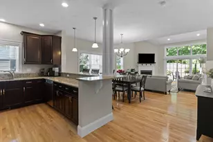 166 Walden Way, Milford, MA 01757 - Photo 9