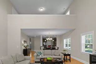 166 Walden Way, Milford, MA 01757 - Photo 17
