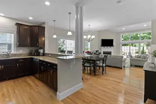 166 Walden Way, Milford, MA 01757 - Photo 9